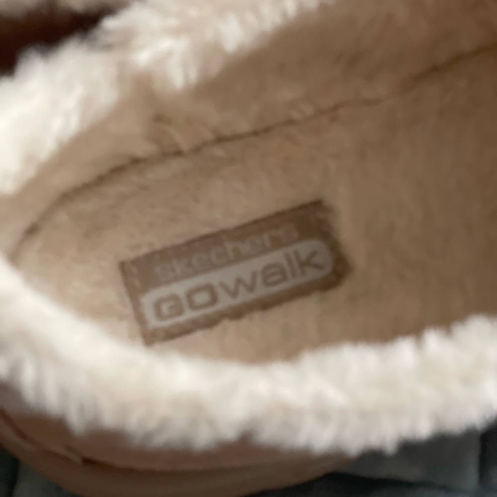Skechers GoWalk Suede & Faux Shearling Plush Slip On Shoes… - Picture 6 of 8